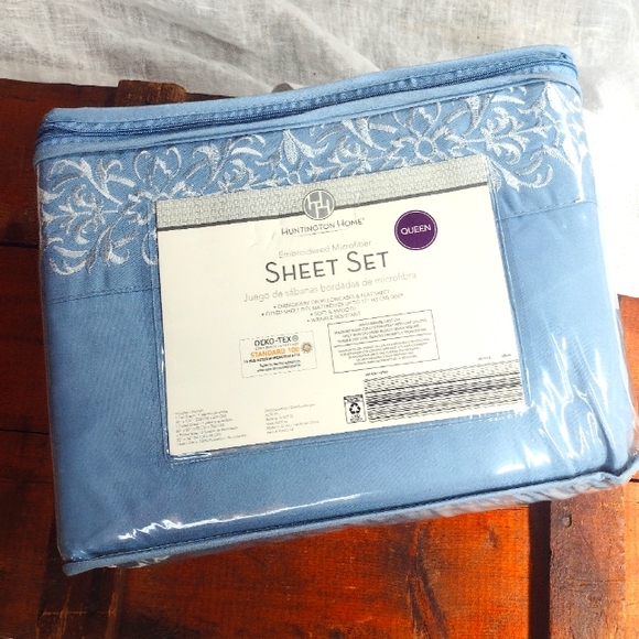 Huntington Home Embroidered Microfiber Queen Sheet Set - Picture 1 of 3